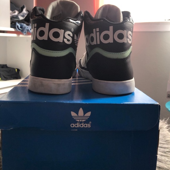 ADIDAS EXTABALL WOMENS 7 - Picture 5 of 5